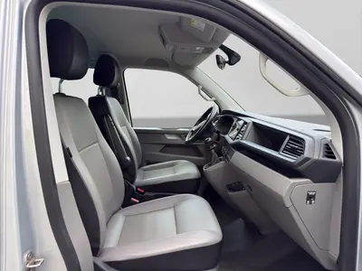 Volkswagen T6.1 Kombi – Foto 4