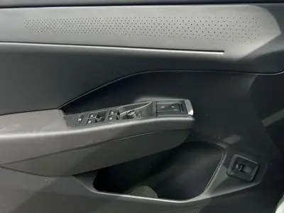 Volkswagen T-Roc – Foto 8