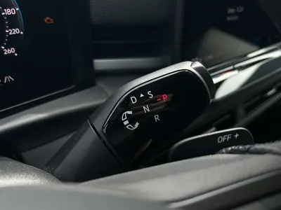 Volkswagen T-Roc – Foto 11