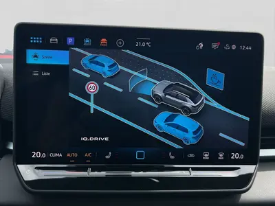 Volkswagen T-Roc – Foto 14