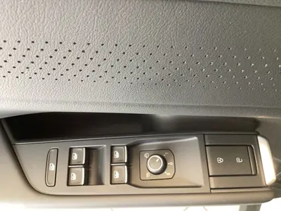 Volkswagen T-Roc – Foto 8