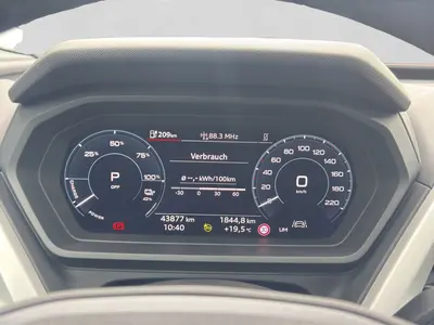 Audi Q4 e-tron – Foto 10