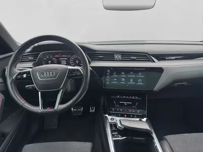 Audi Q8 e-tron – Foto 5