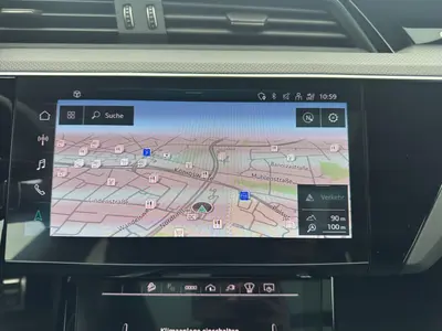 Audi Q8 e-tron – Foto 12