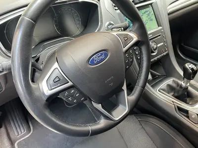 Ford Mondeo – Foto 9