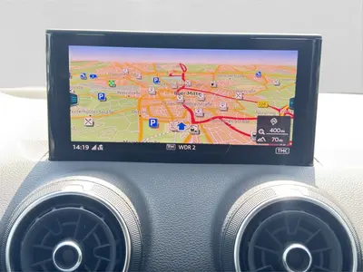 Audi Q2 – Foto 12