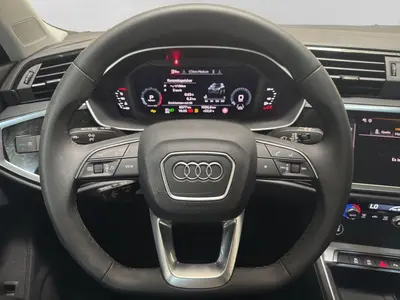 Audi Q3 – Foto 9