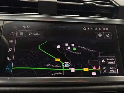 Audi Q3 – Foto 12