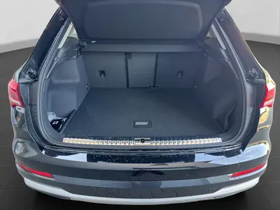 Audi Q3 – Foto 17