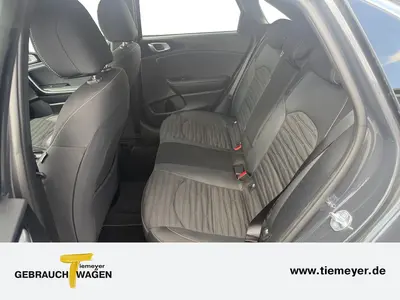 Kia cee'd – Foto 11