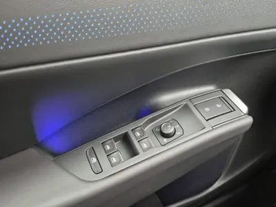 Volkswagen T-Roc – Foto 8