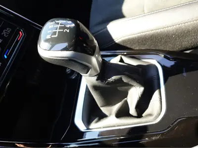 Volkswagen T-Roc – Foto 11