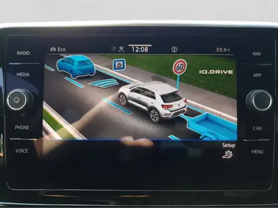 Volkswagen T-Roc – Foto 14
