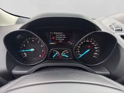 Ford Kuga – Foto 10