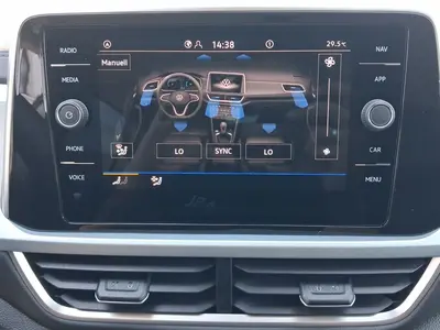 Volkswagen T-Roc – Foto 13