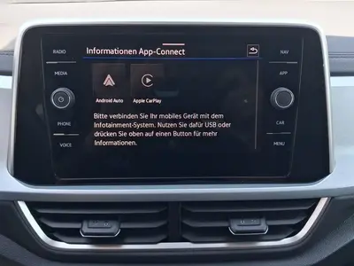 Volkswagen T-Roc – Foto 15