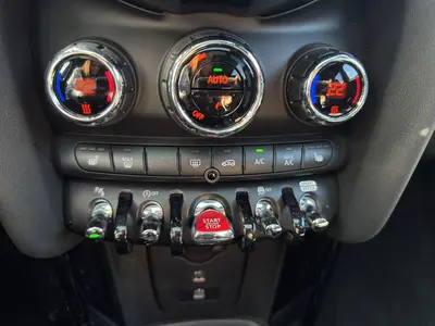 MINI (BMW) Cooper – Foto 19