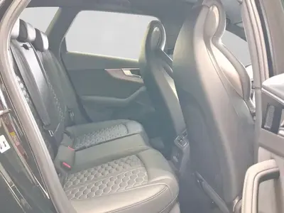 Audi RS 4 Avant – Foto 6