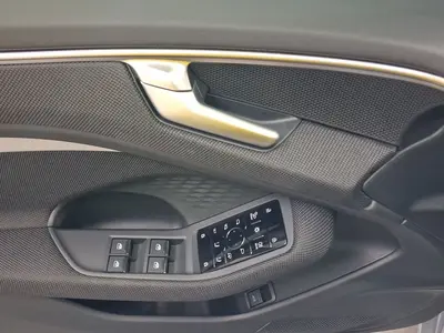 Audi A6 Avant – Foto 8