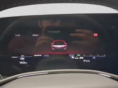 Audi S6 e-tron Avant – Foto 10