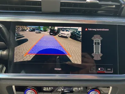 Audi Q3 – Foto 12