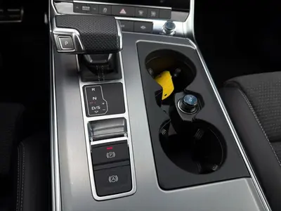 Audi S6 Avant – Foto 11