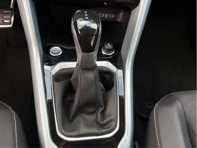 Volkswagen T-Roc – Foto 11