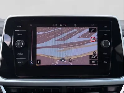 Volkswagen T-Roc – Foto 12