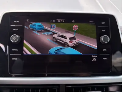 Volkswagen T-Roc – Foto 14
