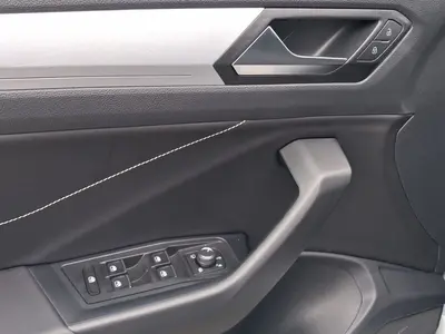 Volkswagen T-Roc – Foto 8