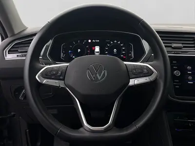 Volkswagen Tiguan Allspace – Foto 9