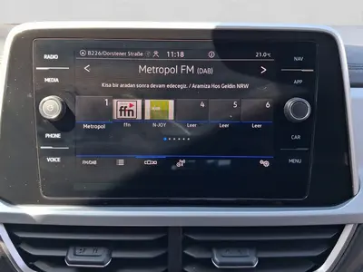 Volkswagen T-Roc – Foto 12