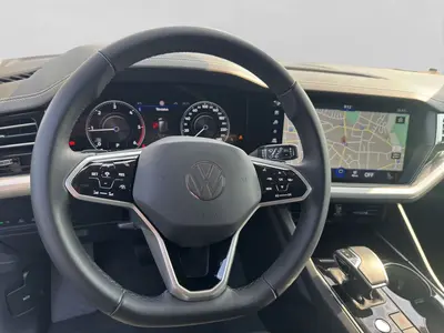 Volkswagen Touareg – Foto 9