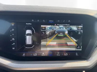 Volkswagen Touareg – Foto 16