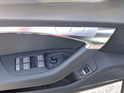Audi S6 Avant – Foto 8