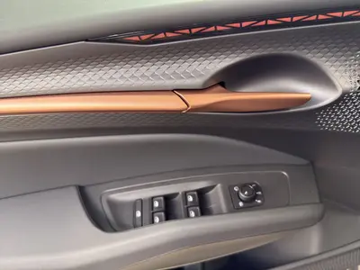 Cupra Raval – Foto 8