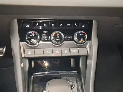 Skoda Karoq – Foto 16