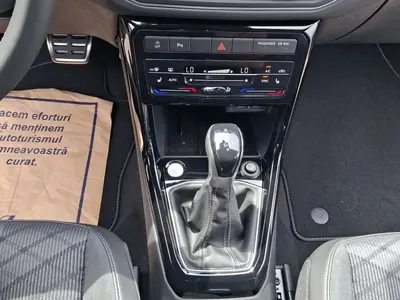 Volkswagen T-Cross – Foto 11