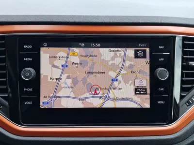 Volkswagen T-Roc – Foto 14