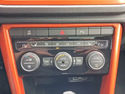 Volkswagen T-Roc – Foto 16