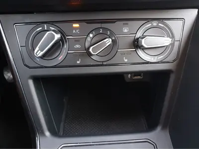 Volkswagen Polo – Foto 15