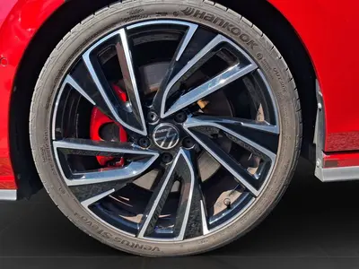 Volkswagen Golf GTI – Foto 7