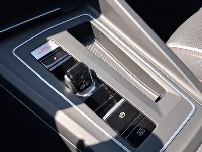 Volkswagen Golf GTI – Foto 11