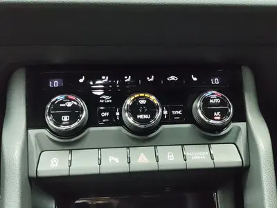 Skoda Karoq – Foto 15