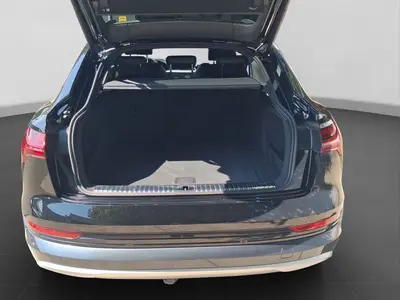 Audi e-tron Sportback – Foto 16