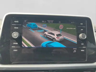 Volkswagen T-Roc – Foto 13