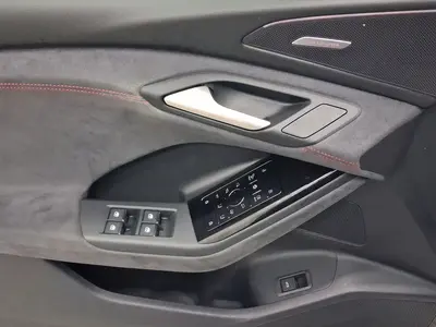 Audi Q6 e-tron – Foto 8
