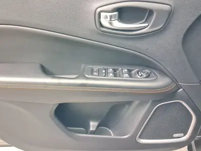 Jeep Compass – Foto 8