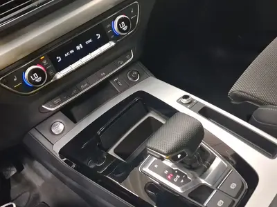 Audi Q5 – Foto 11
