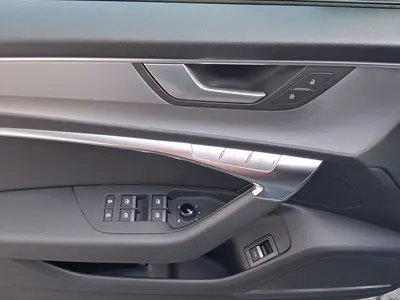 Audi S6 Avant – Foto 8